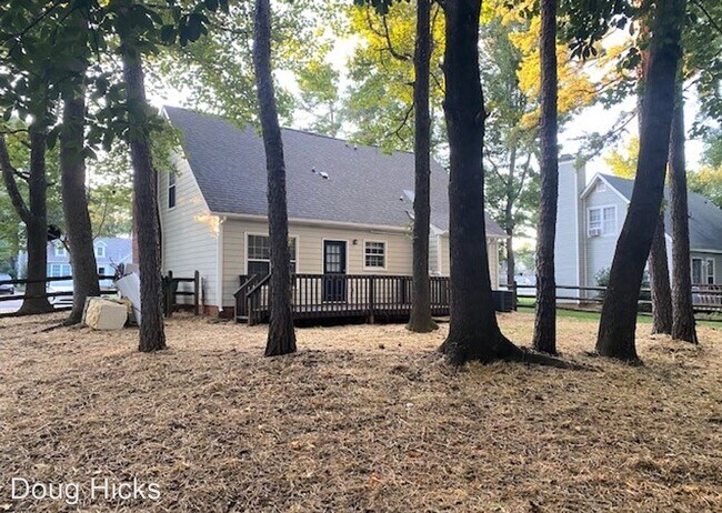 Foto del edificio - 3 br, 2.5 bath House - 6712 Farrington Ln
