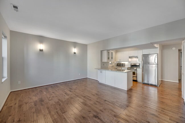 Foto del edificio - 2114 N St NW