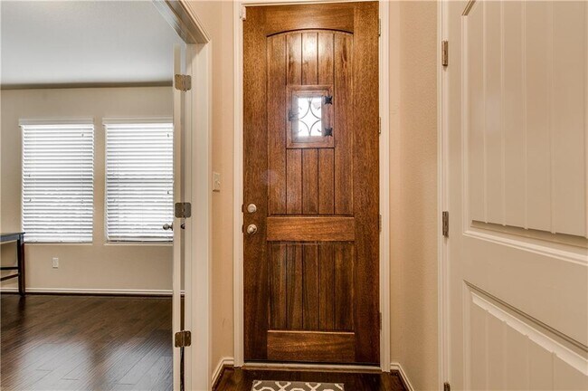Foto del edificio - 341 Wincliff Dr