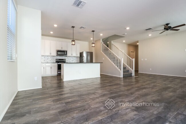 Foto del edificio - 1263 N 162nd Ave