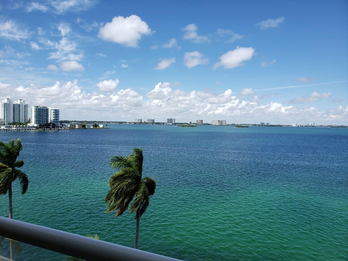 1625 Kennedy Cswy Unit 705B, North Bay Village, FL 33141 Condo for