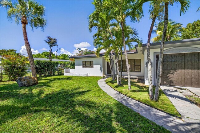 Foto del edificio - 17150 NE 18th Ave