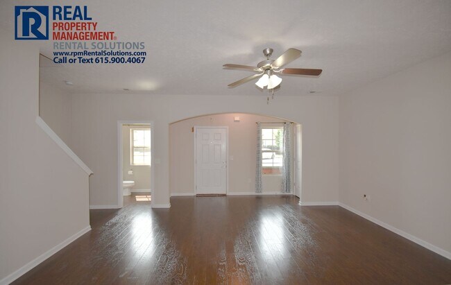 Foto del edificio - Wonderful 3BD end unit townhome! Washer and Dryer included; Triple Blackman Schools!