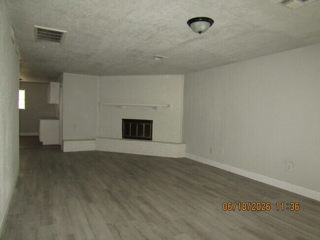 Foto del edificio - 1202 NW Lake Ave