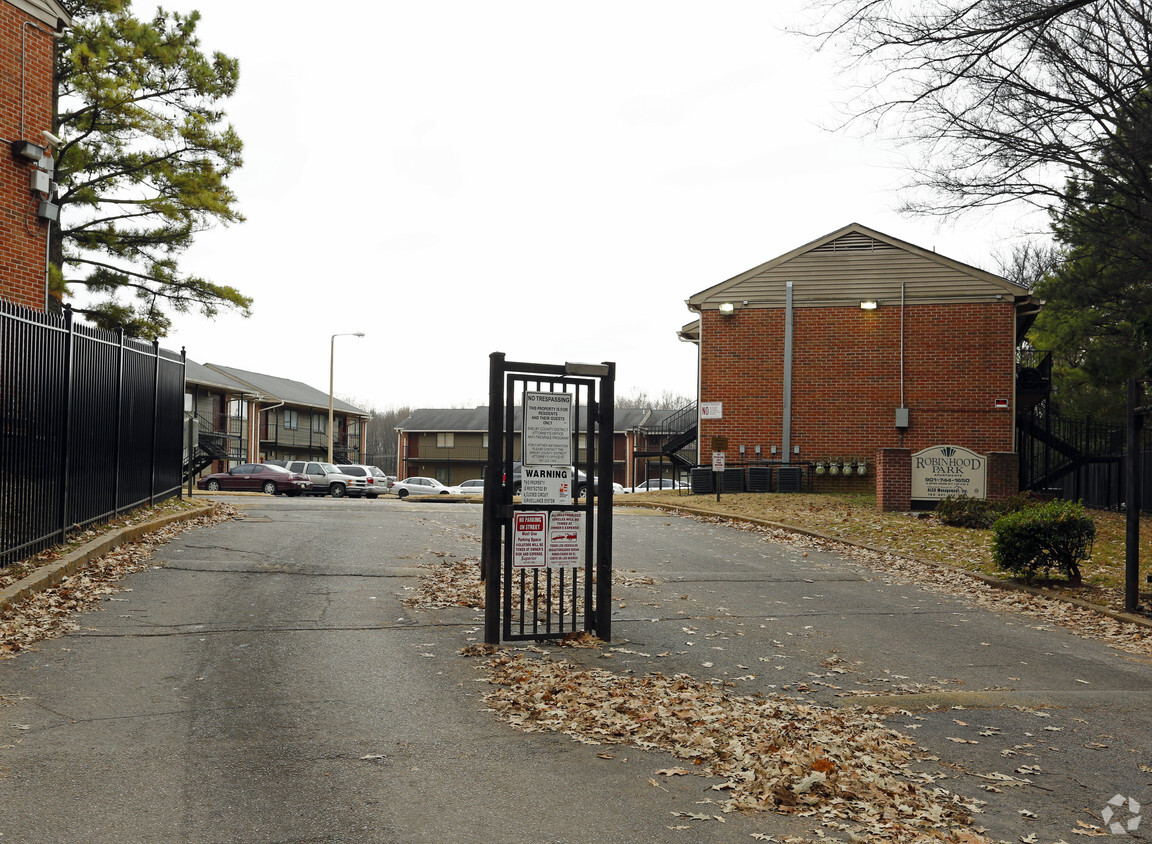 Building Photo - Robinhood Park Apartments