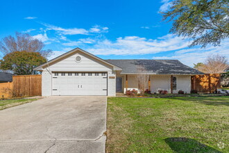 Building Photo - 2122 Sagebrush Trail