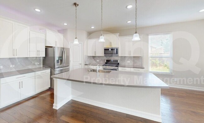 Foto del edificio - 404 Stern Ct