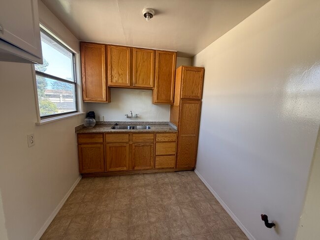 Foto del edificio - 4434 Linden Ave