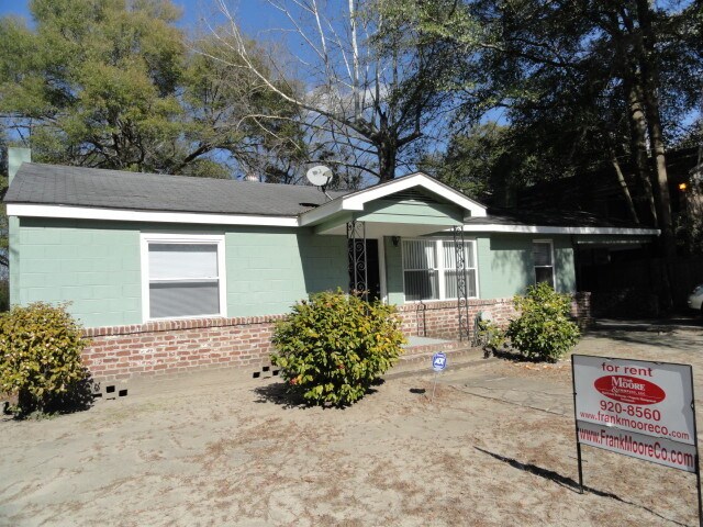 Building Photo - 258 Croatan St