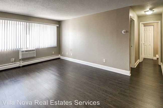 Foto del edificio - 2741 Grand Ave S