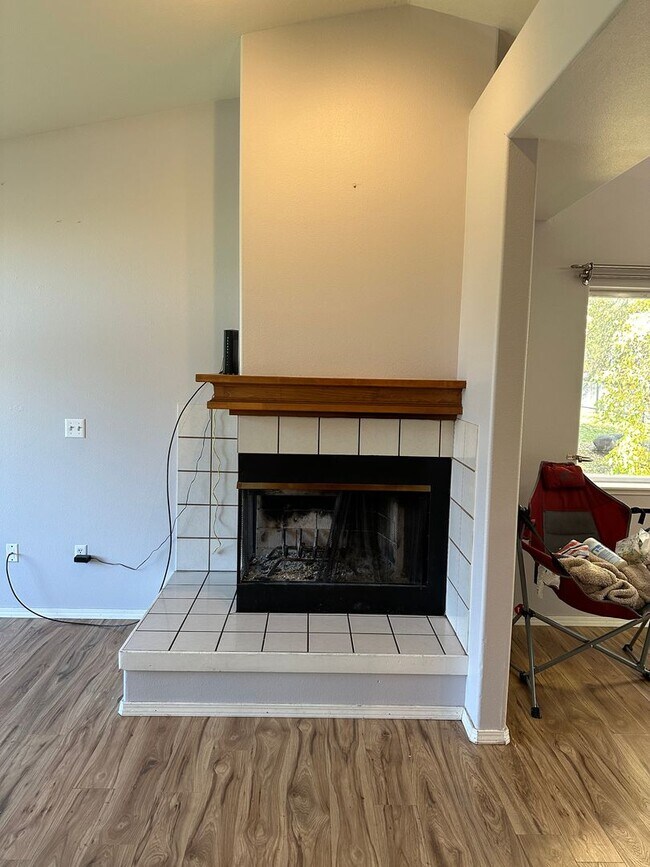 Building Photo - Eagle River - 4 Bedroom/3 Bath/2 Car Garage