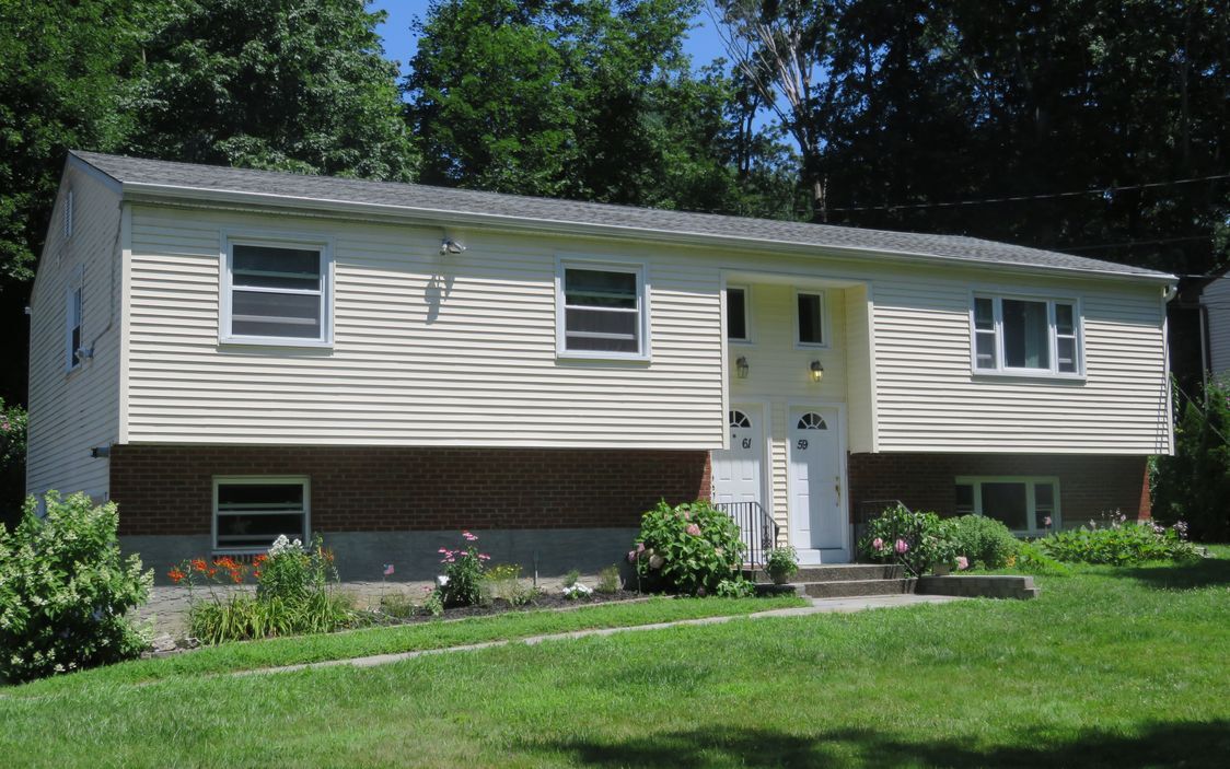 Foto del edificio - 61 Greenville Rd