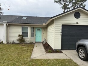 Building Photo - 11765 White Horse Rd