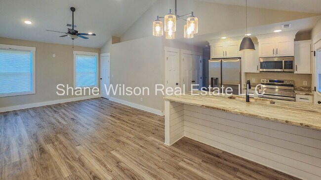 Building Photo - 3 BR / 2 BA - Barely a few years old! - Lafayette.   Move in special! 1/2 off the first month's r...