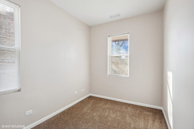 Foto del edificio - 1510 S Drake Ave