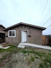 Building Photo - 1121 Monitor Ave