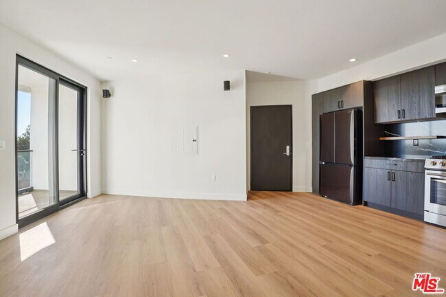 Foto del edificio - 1110 Spaulding Ave