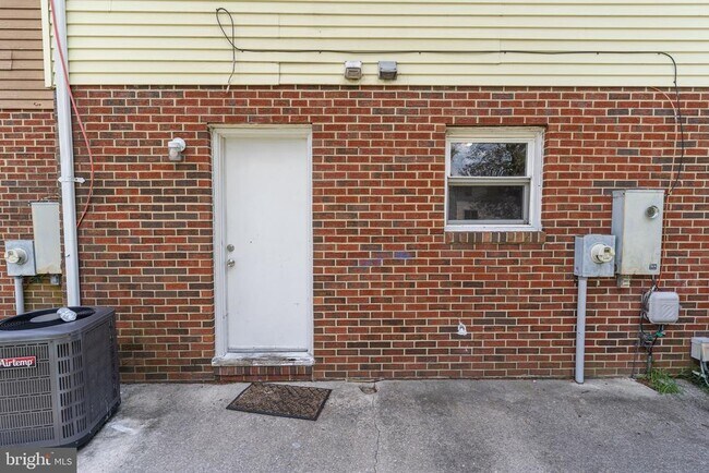 Foto del edificio - 746 Hemlock St