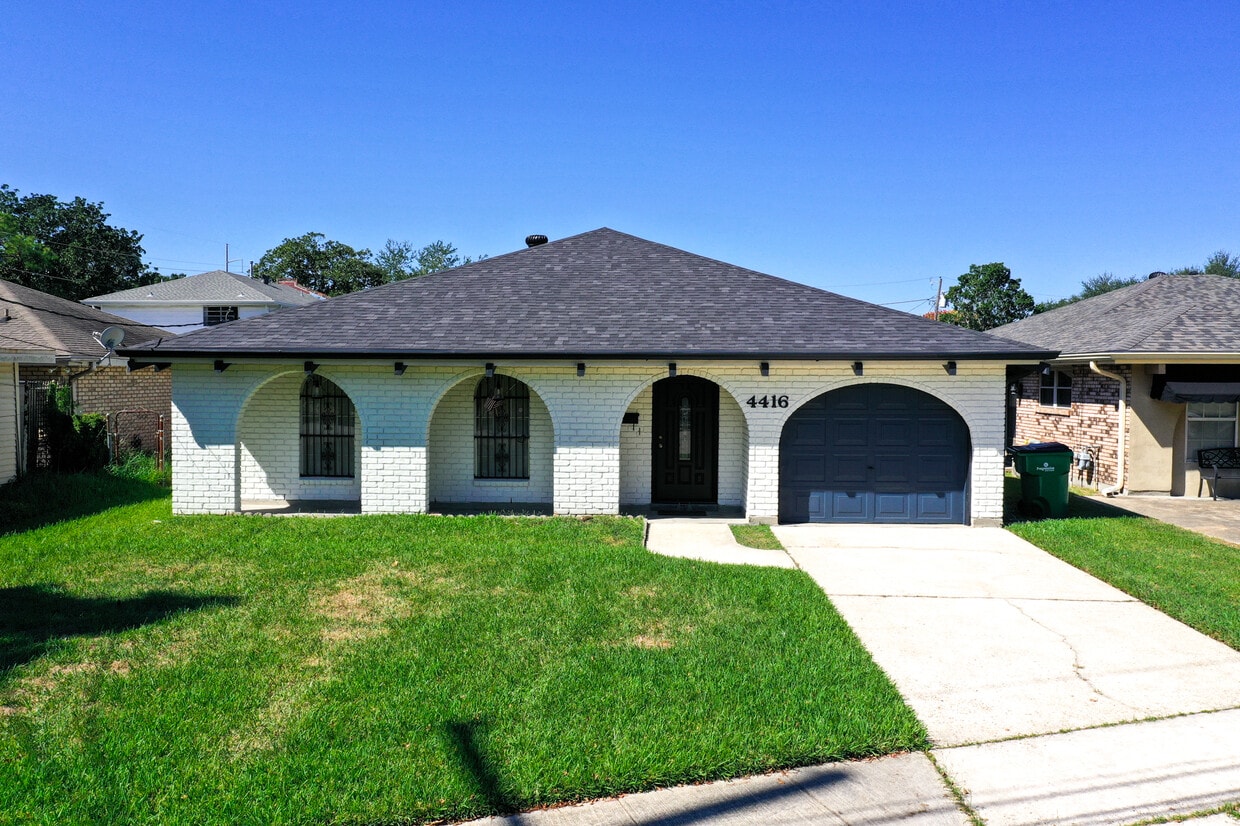 Primary Photo - 4416 Wilson Dr