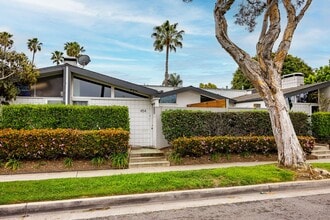 Building Photo - 454 Bolero Way