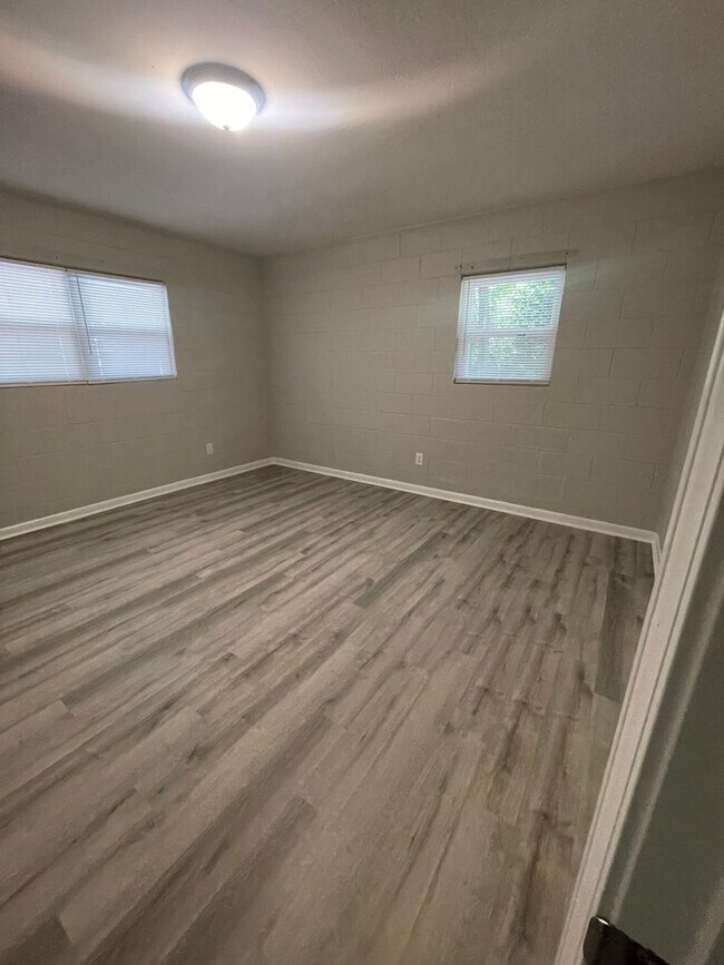 112 School St, Gloverville, SC 29828 House Rental in Gloverville, SC