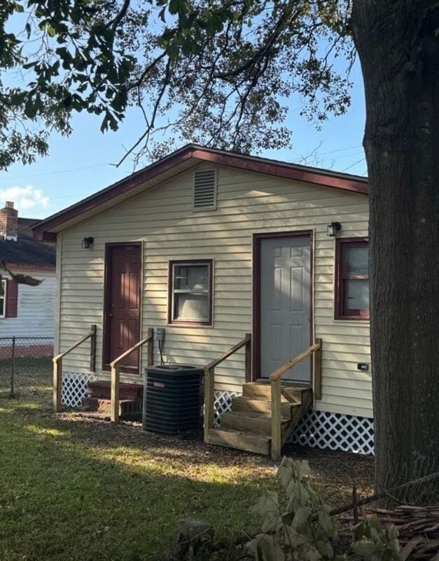Building Photo - 4736 Gaynor Ave