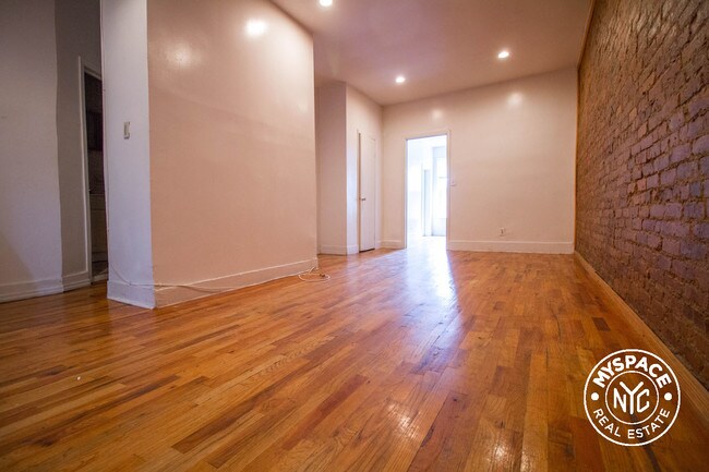 Foto del edificio - 589 Saint Johns Pl
