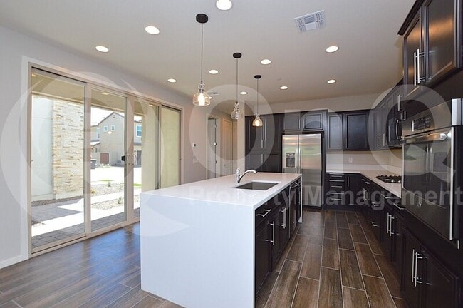 Building Photo - 1817 S Follett Way