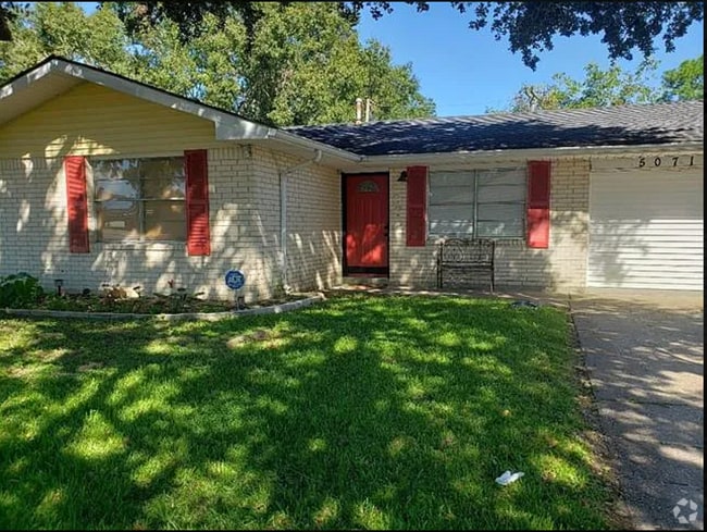 Building Photo - 5071 Lyons Ct