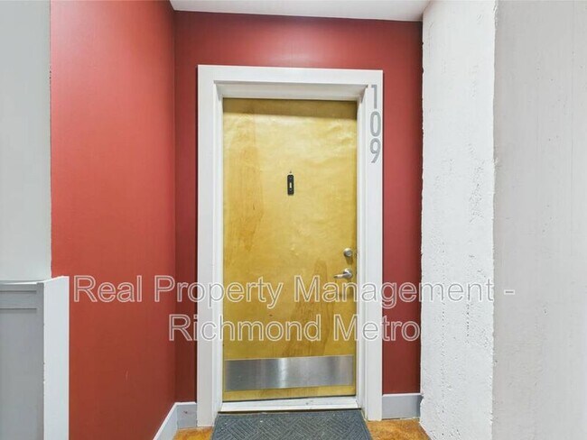 Foto del edificio - 815 Perry St