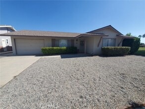 Building Photo - 1261 W Mayberry Ave