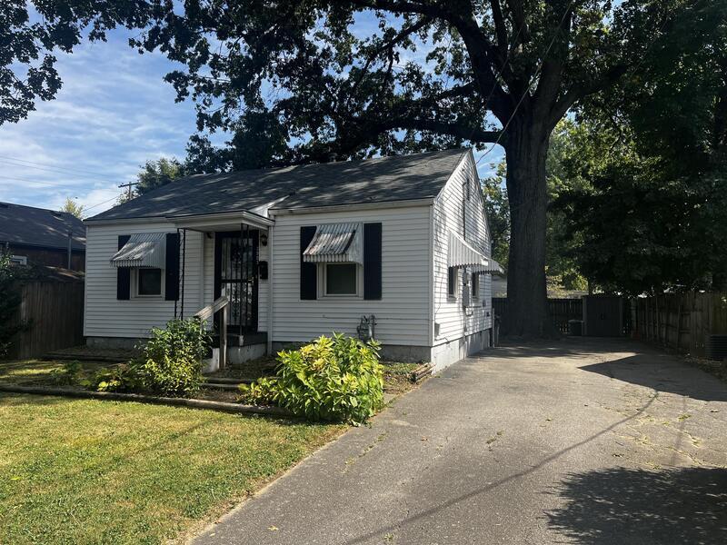 Primary Photo - 3903 Peachtree Ave