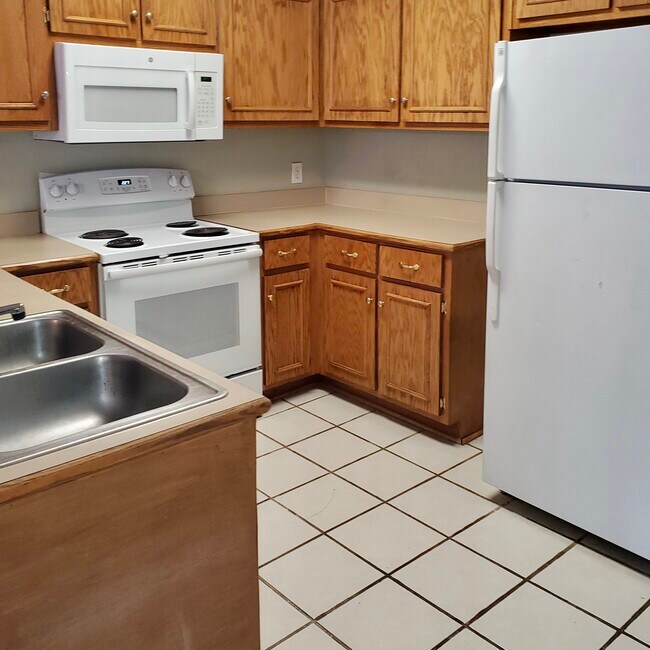 8082 Veterans Pky Unit 2504, Columbus, GA 31909 Apartments in