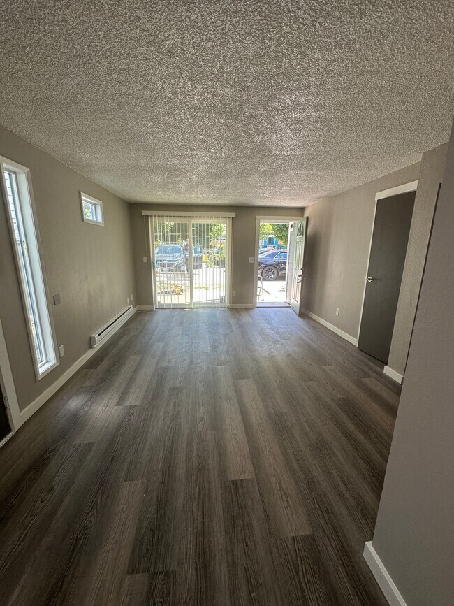 Foto del edificio - 519 Burnett Ave S