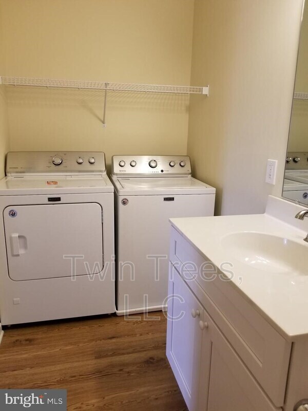 5937 King St Unit C, Mount Jackson, VA 22842 Condo for Rent in Mount