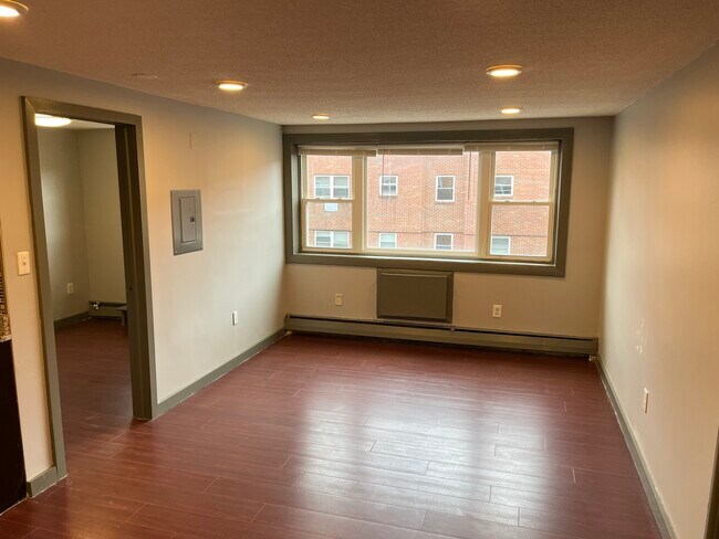 Foto del edificio - 32 Cook Ave