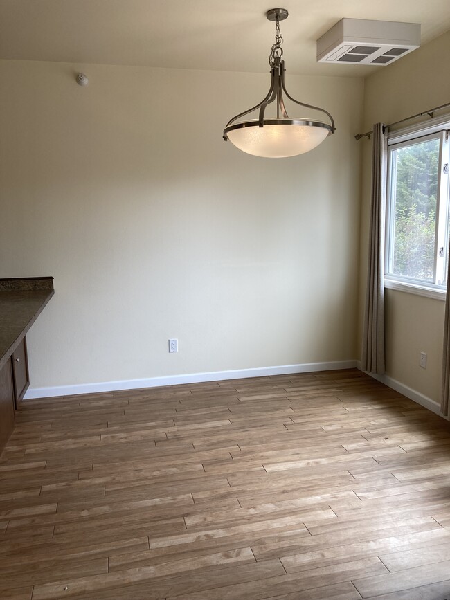 Building Photo - 1157 N 17th St