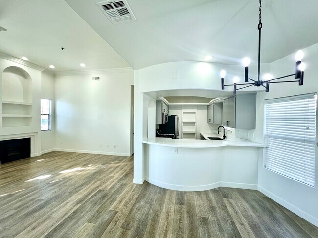 Building Photo - 4623 Willis Ave