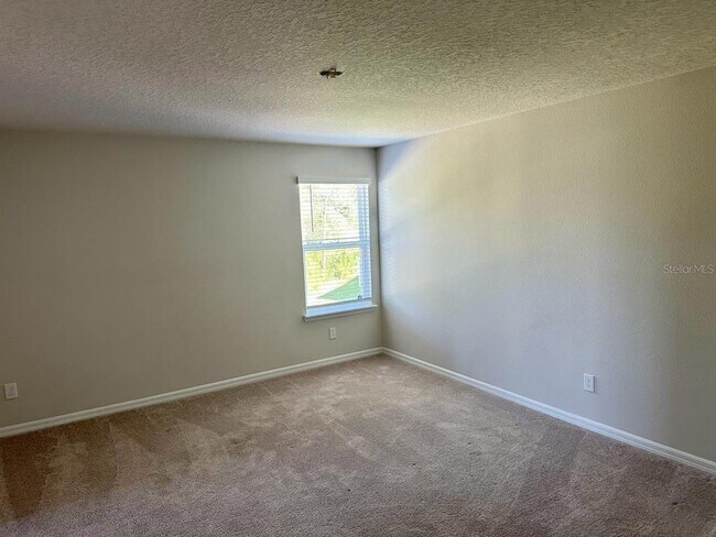 Foto del edificio - 3876 Crawley Down Loop