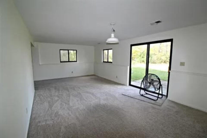Foto del edificio - 8040 Potter Rd