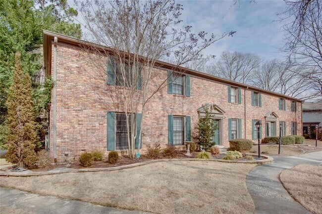Foto del edificio - 3103 Colonial Way