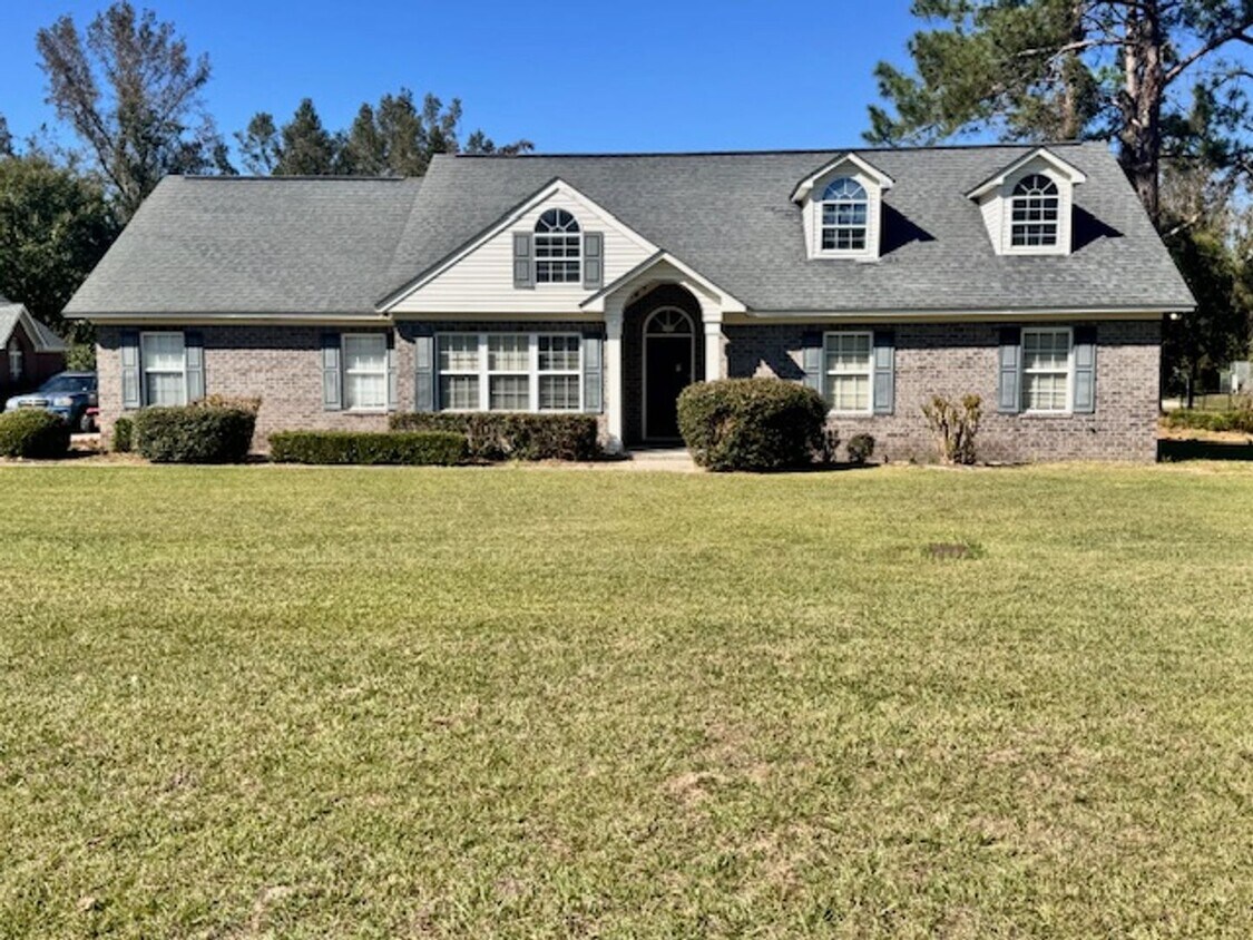 Primary Photo - FOR RENT