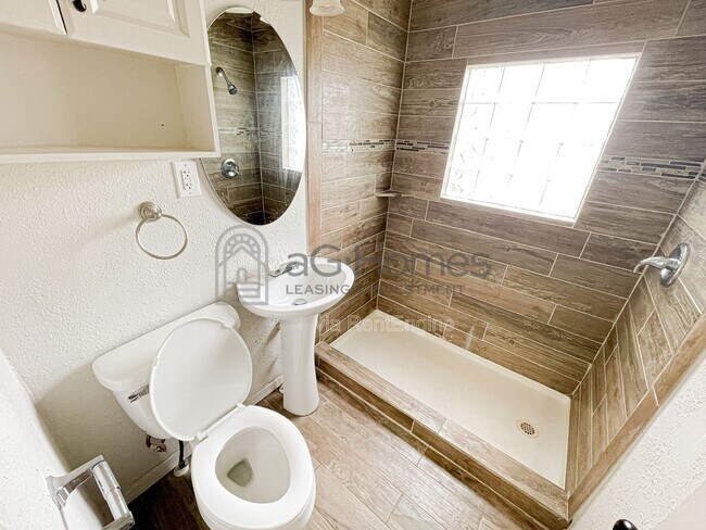 Foto del edificio - 1417 NW 95th St