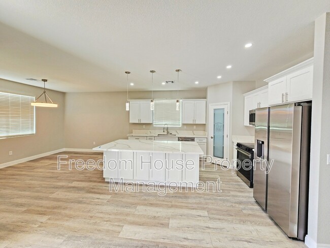 Foto del edificio - 5351 Applewood Ct