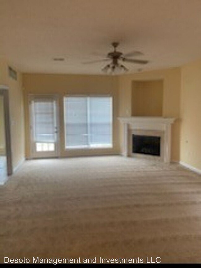 Building Photo - 4 br, 2.5 bath House - 569 Classic