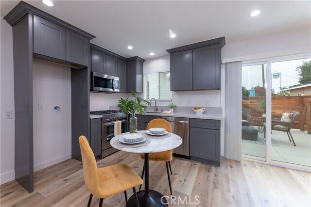 Foto del edificio - 13673 Yoak St