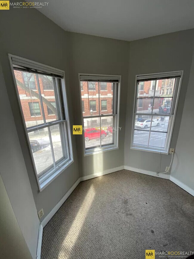 Building Photo - 143 N St