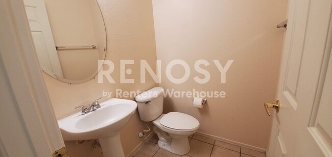 Building Photo - Your Fabulous New Home in North Central Phoenix! 3b 2.5ba