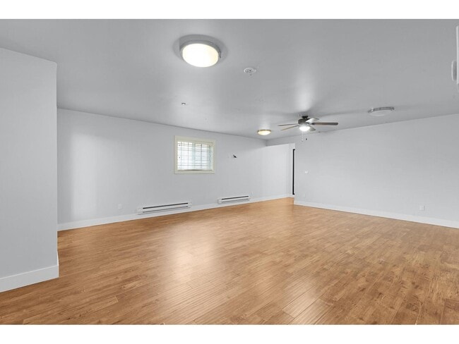 Building Photo - 18781-18774 74 Ave