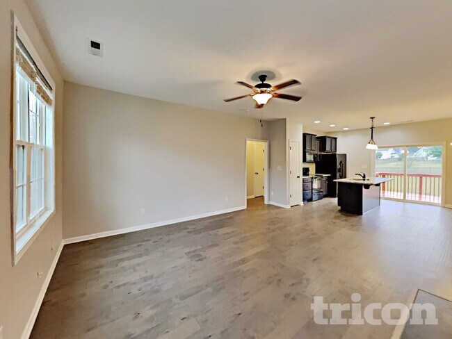 Foto del edificio - 77 Dropseed Ln